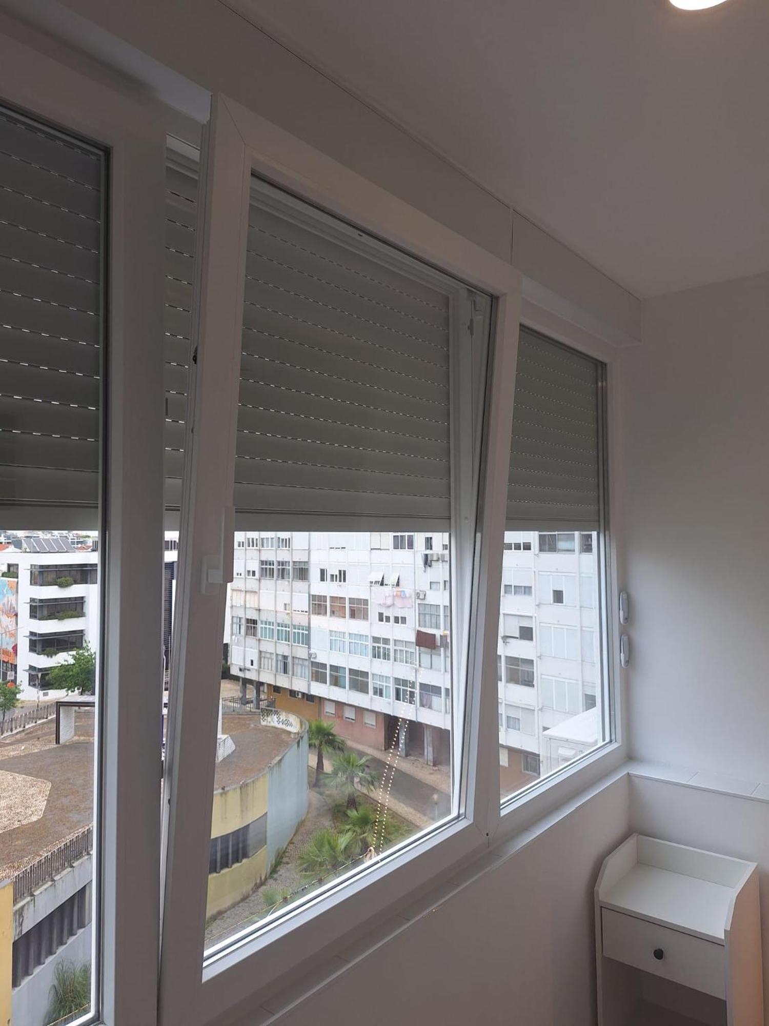 Lisbon South Bay Rooms 2 アルマダ エクステリア 写真