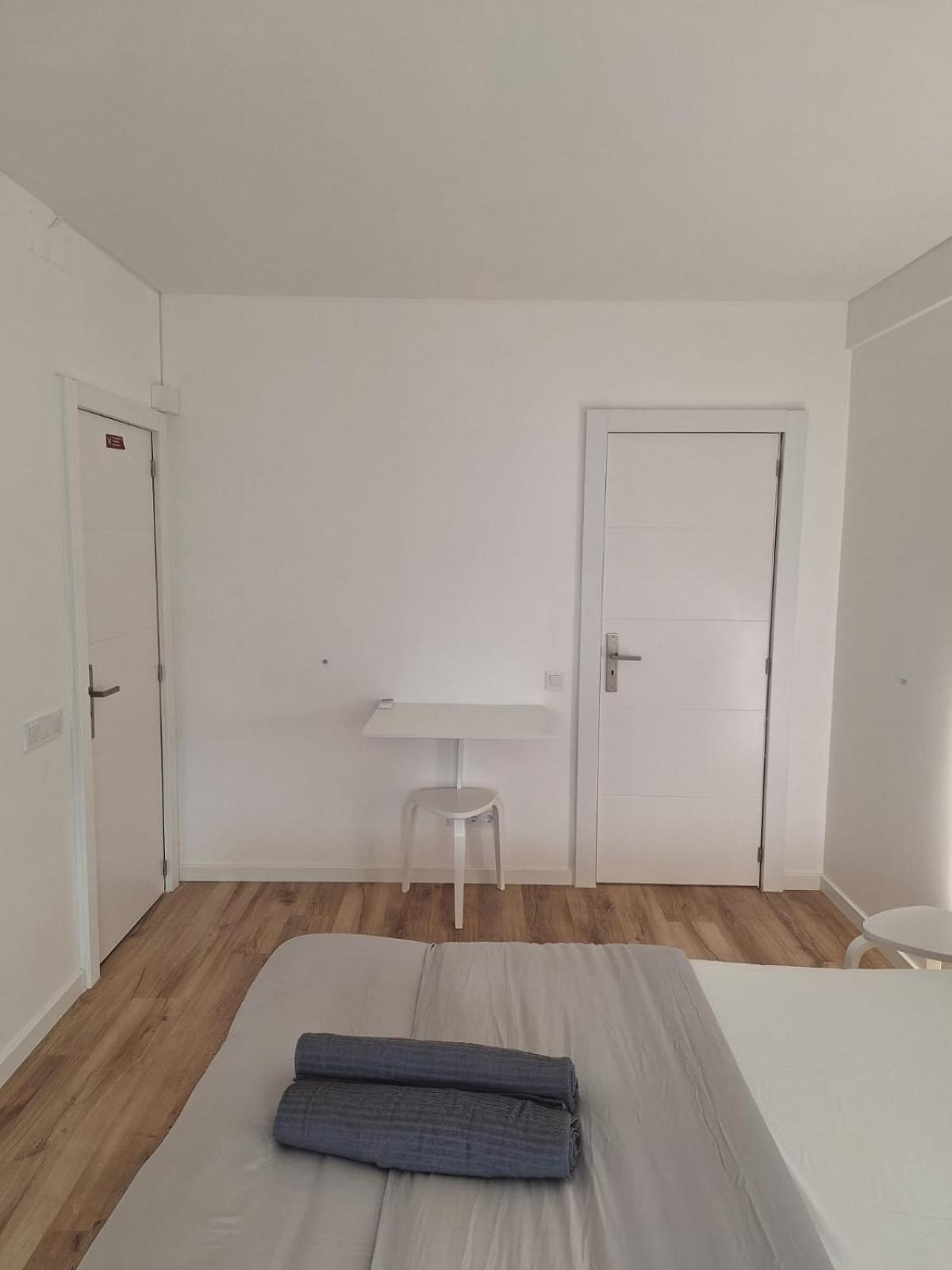 Lisbon South Bay Rooms 2 アルマダ エクステリア 写真