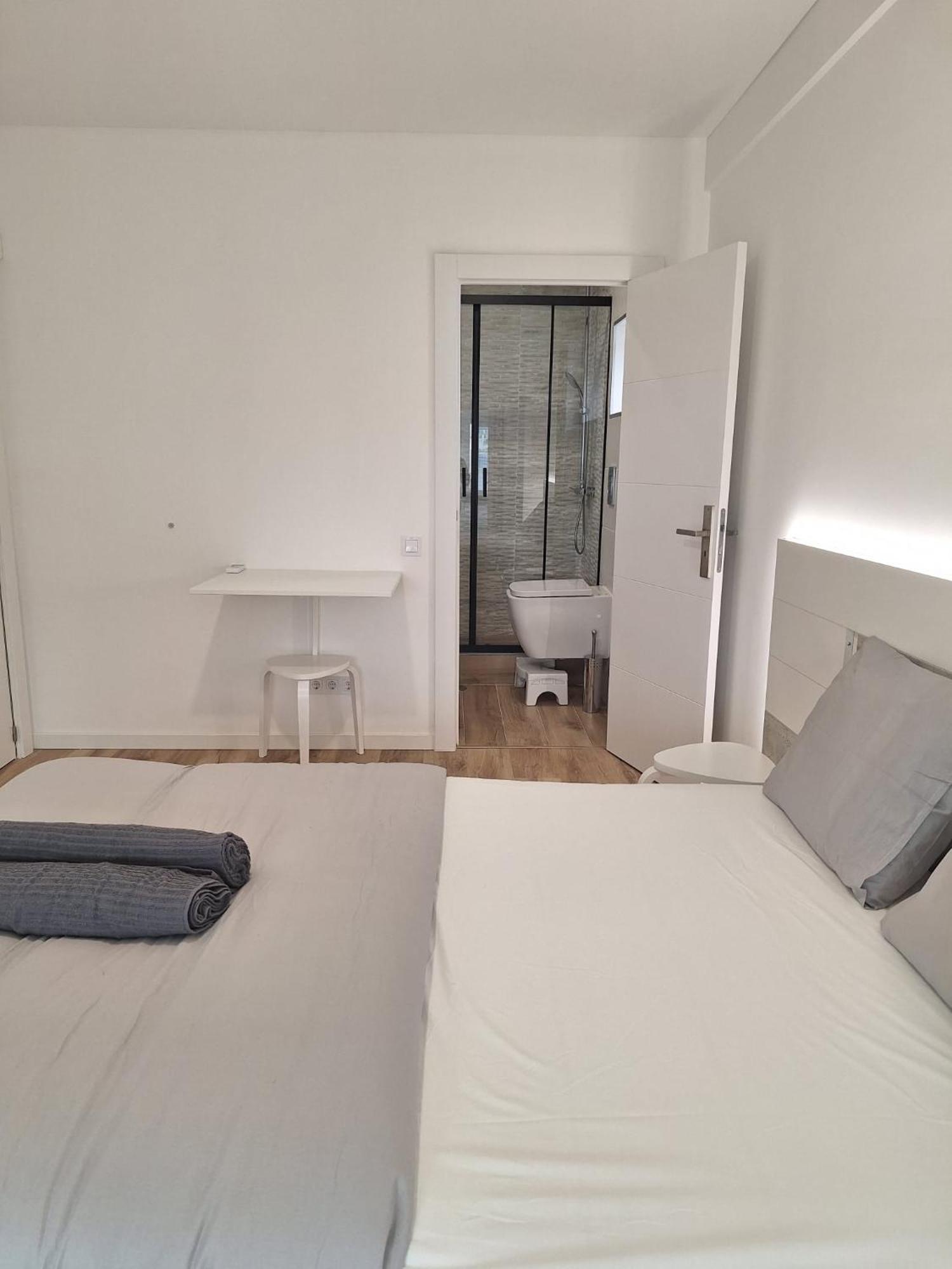 Lisbon South Bay Rooms 2 アルマダ エクステリア 写真